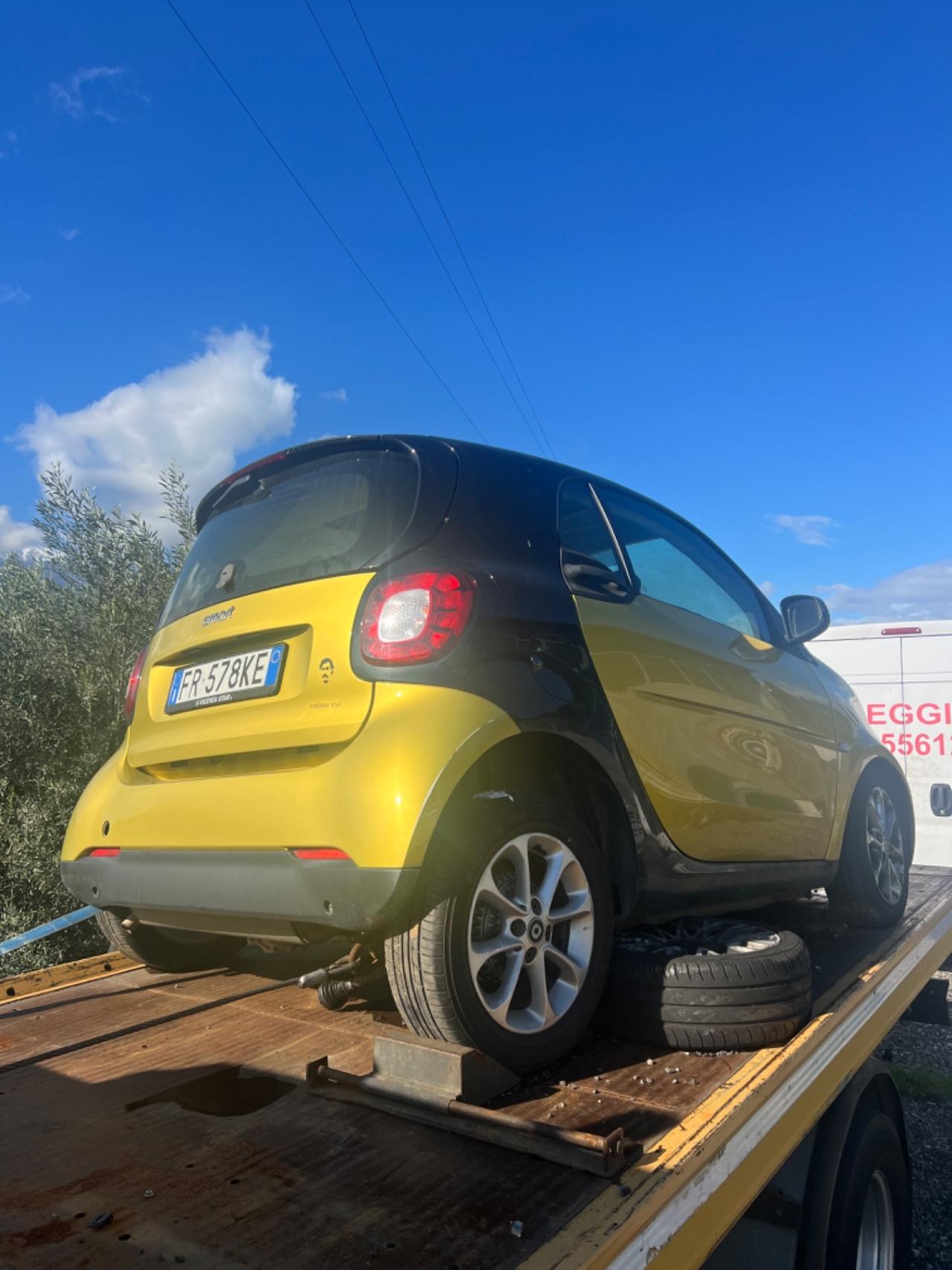 Smart ForTwo 70 1.0 benzina cambio automatico 2019