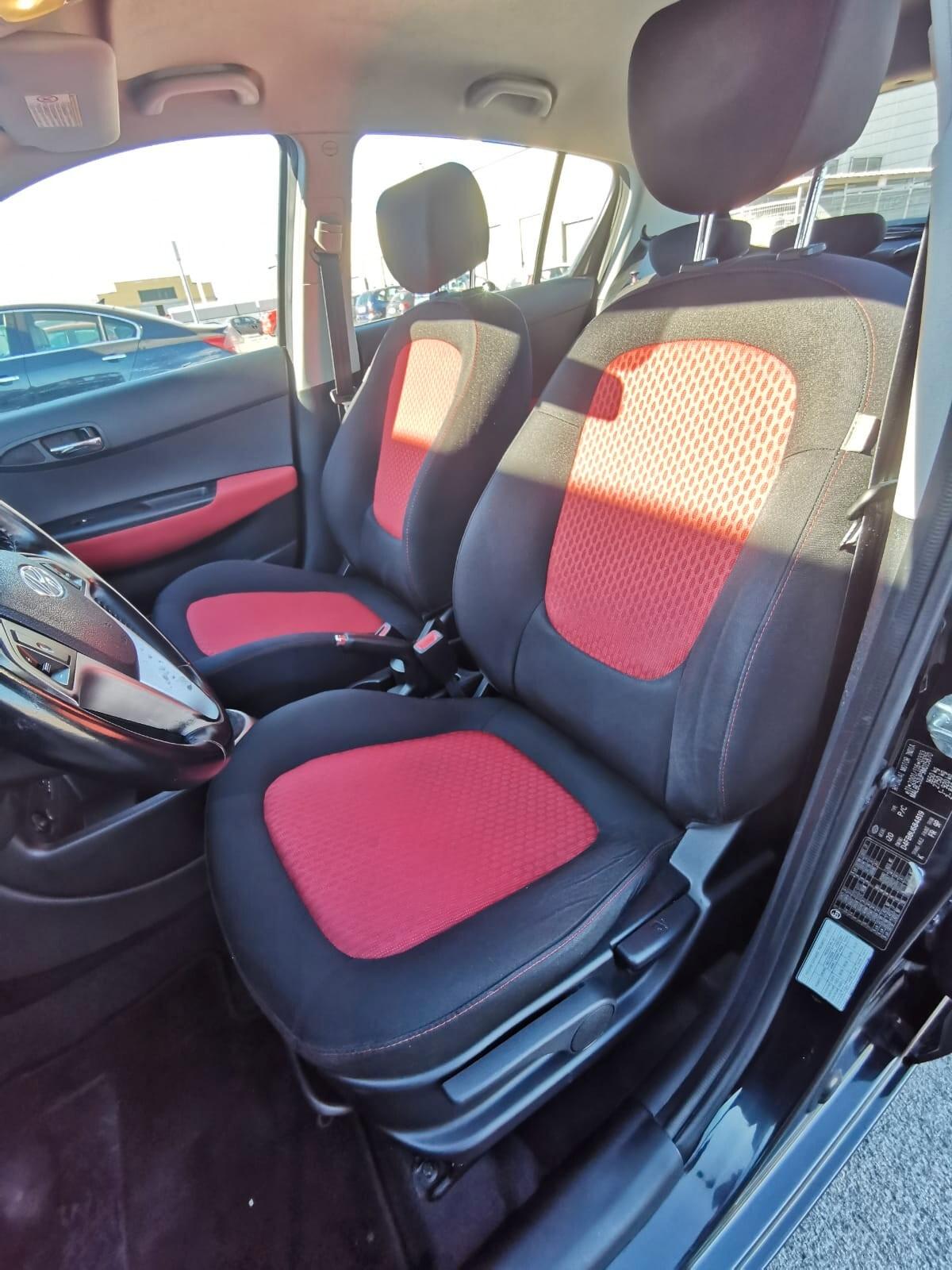Hyundai i20 1.6 CRDi VGT 5p. Premium 2010