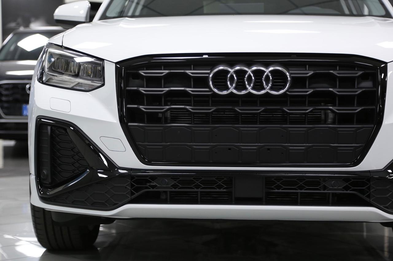 Audi Q2 30 TDI S line