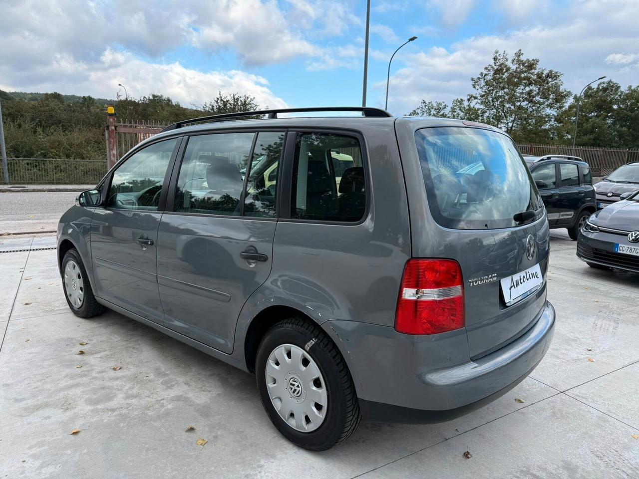 Volkswagen Touran 1.9 TDI 105CV -7 POSTI- UNICOP