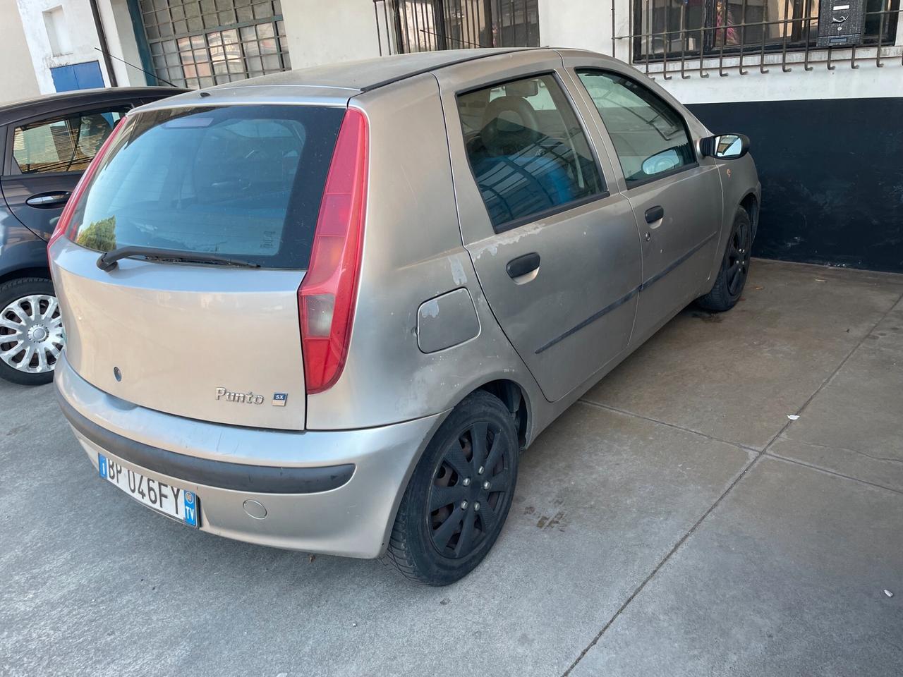 Fiat Punto 1.2i cat 5 porte ELX