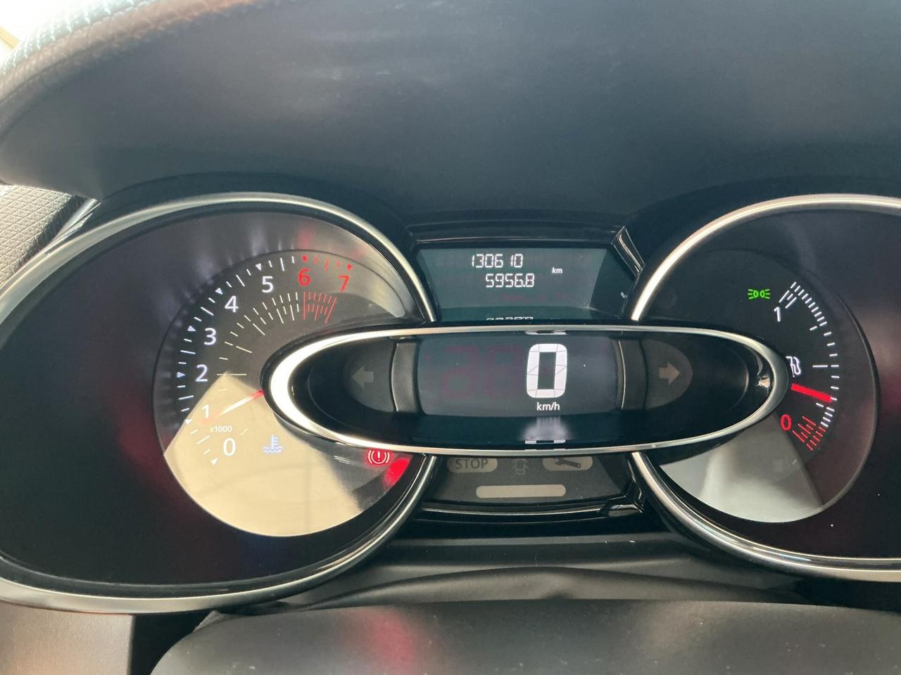 Renault Clio TCe 12V 90 CV 5 porte Moschino Intens