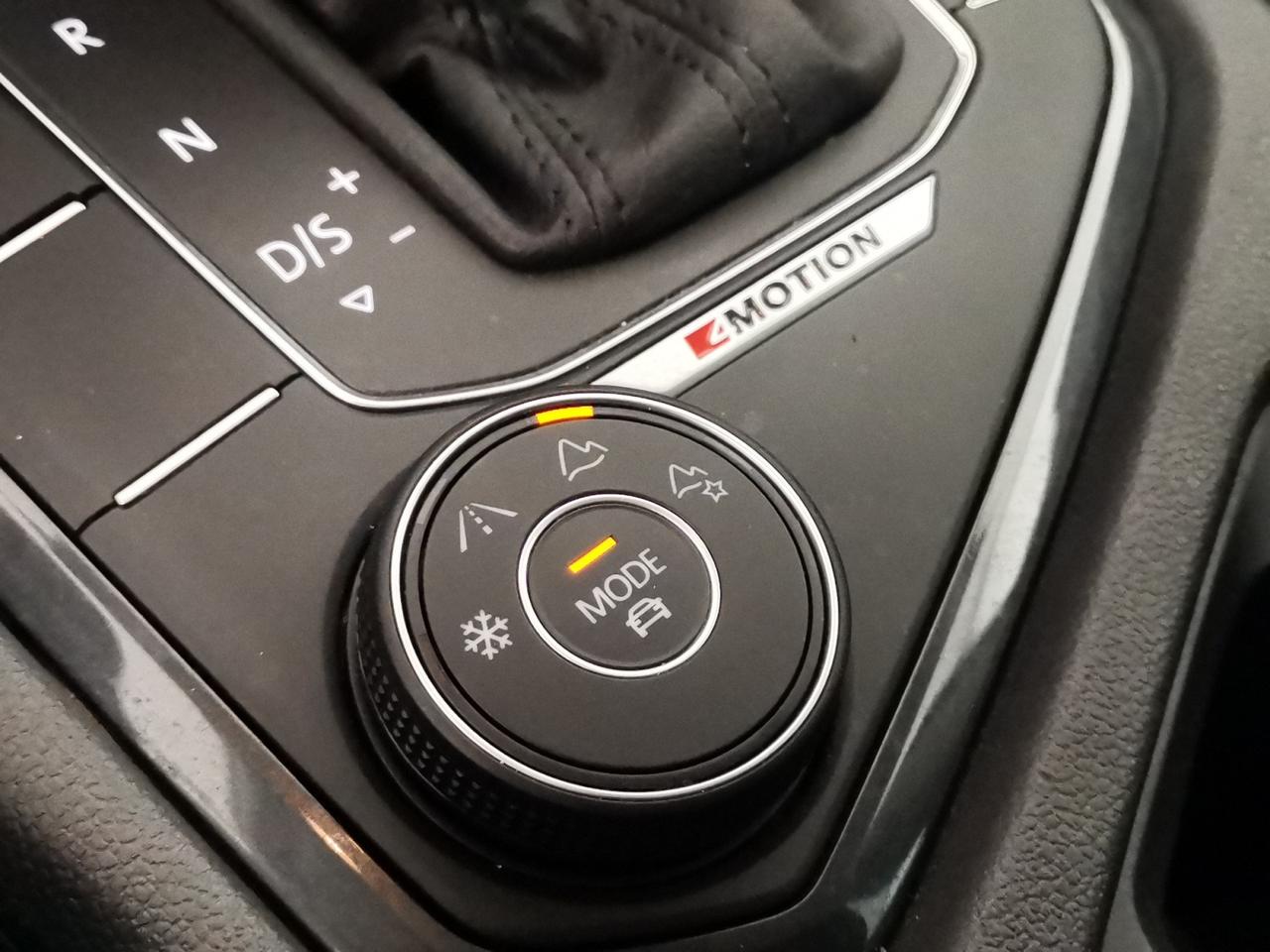 VOLKSWAGEN Tiguan II 2016 - Tiguan 2.0 tdi Business 4motion 150cv dsg