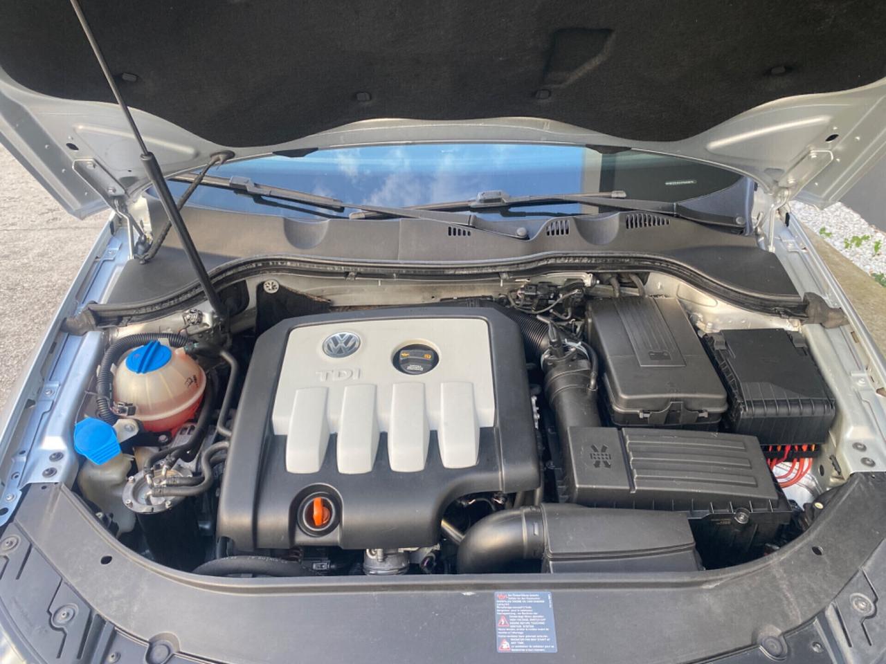 Volkswagen Passat 2.0 TDI Berlina " LEGGI
