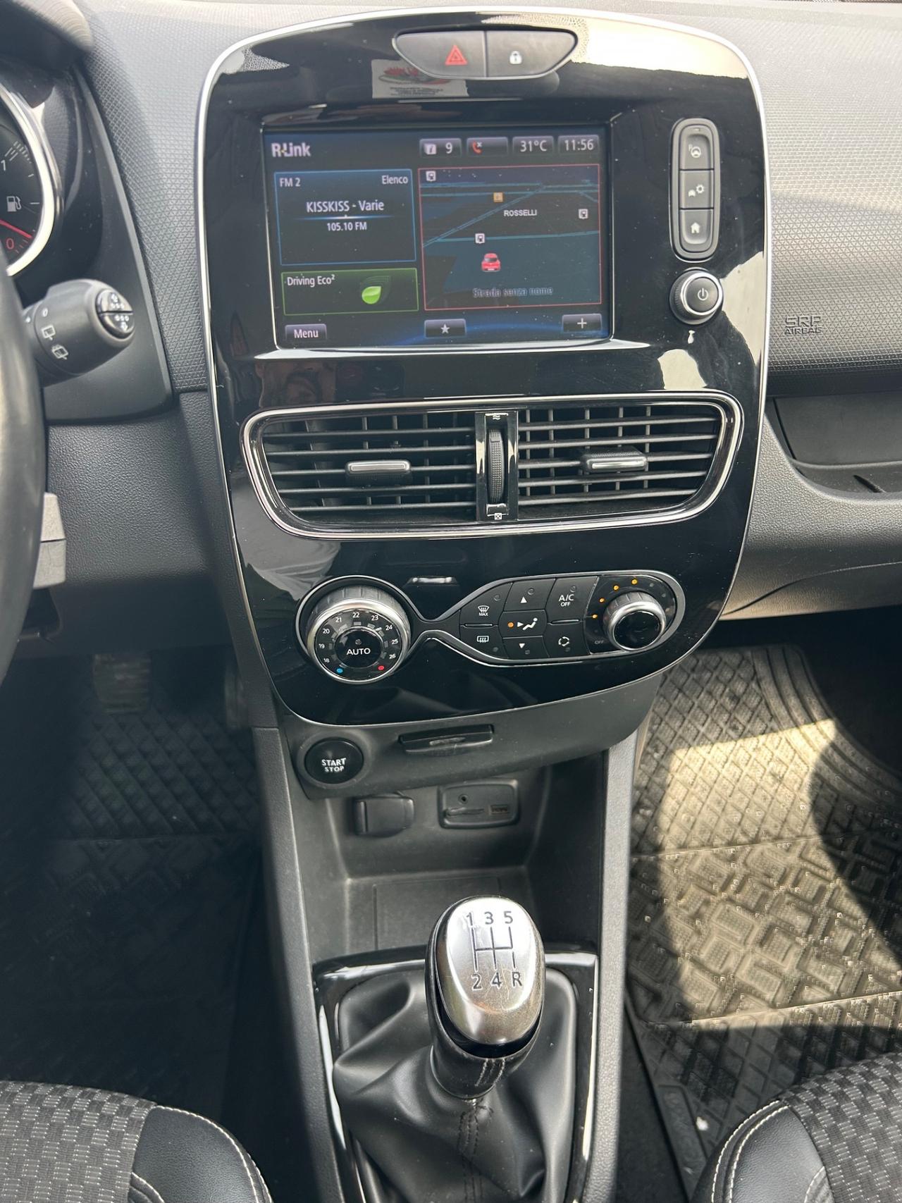 Renault Clio TCe 12V 90 CV 5 porte Moschino Intens