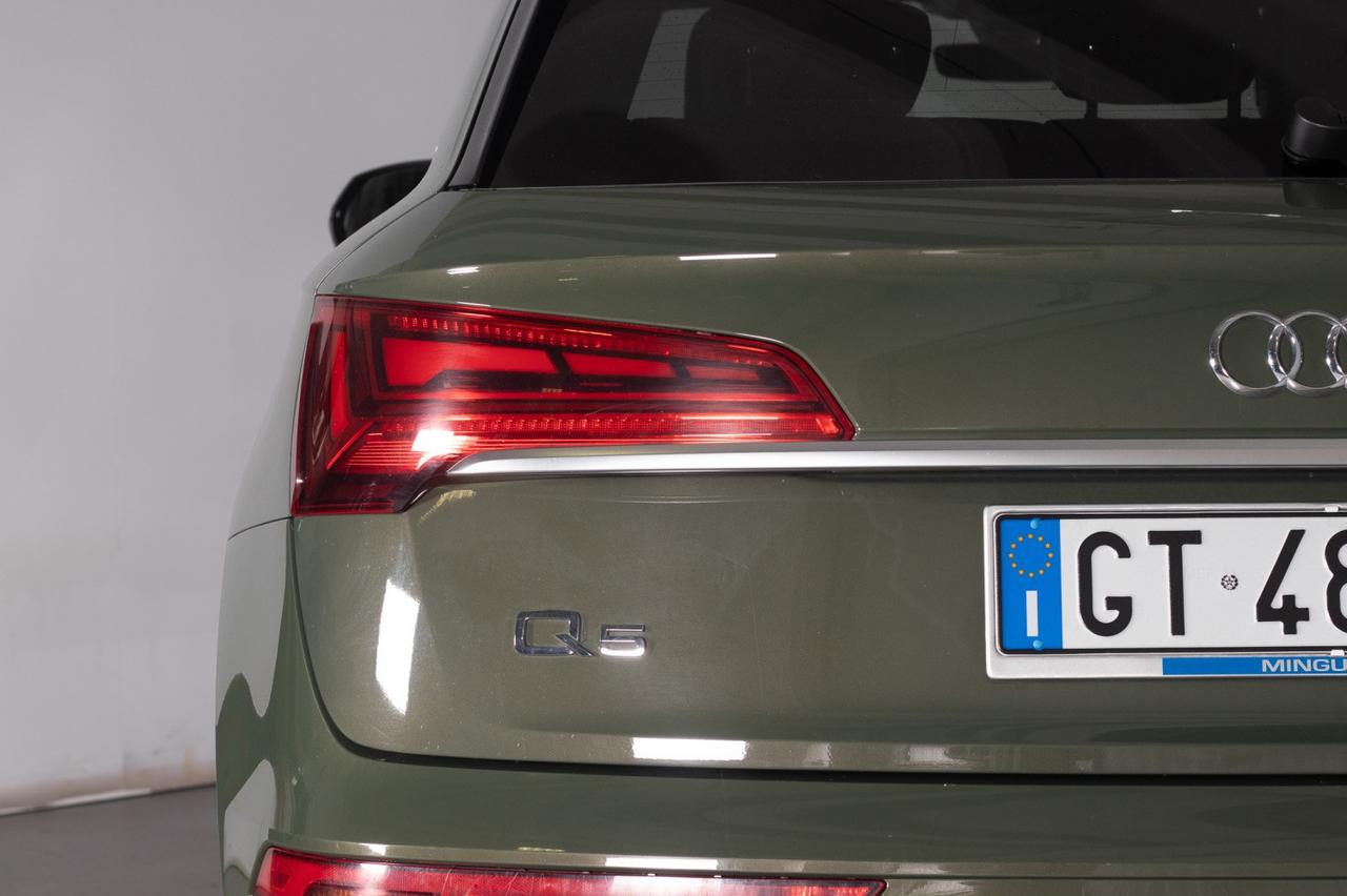 Audi Q5 40 Tdi Mhev Quattro S-tronic Sport 204 Cv Gancio