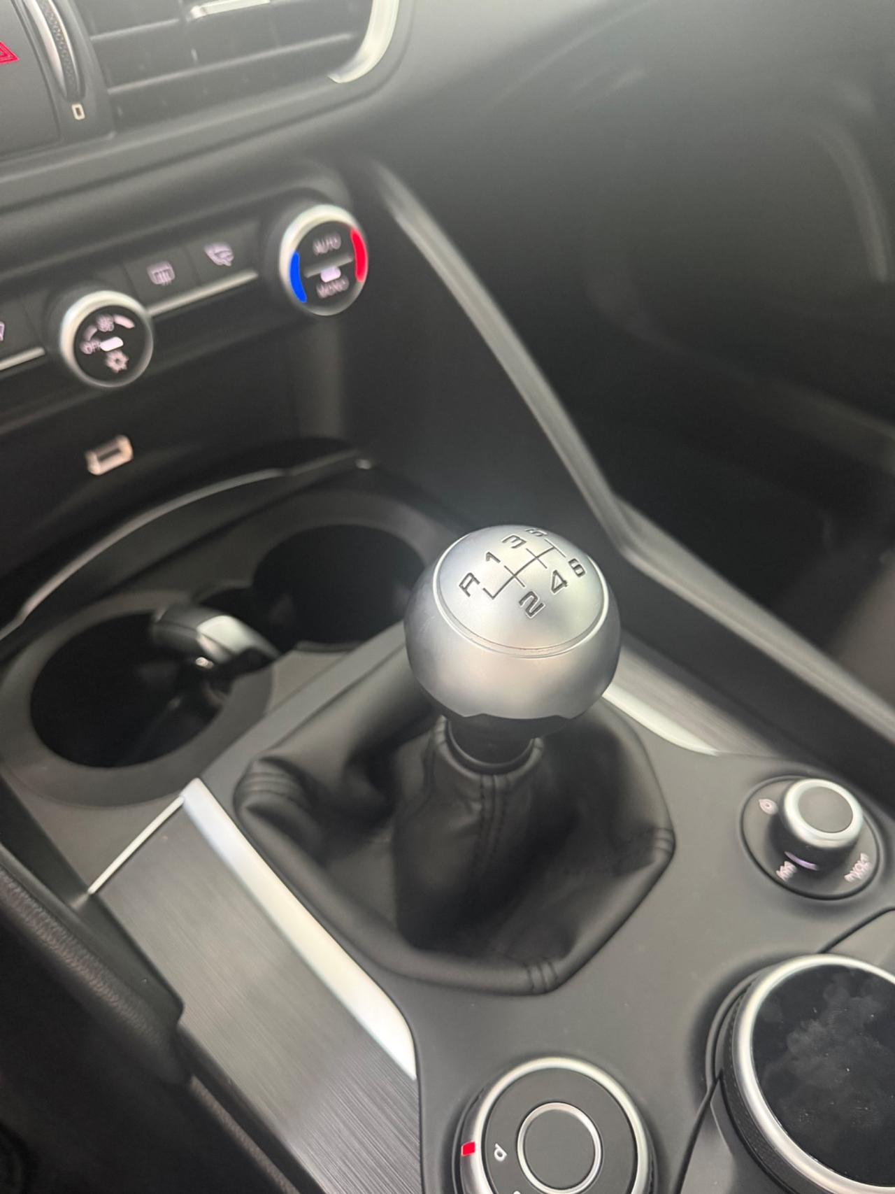Alfa Romeo Giulia 2.2 150 CV Super FINANZIABILE