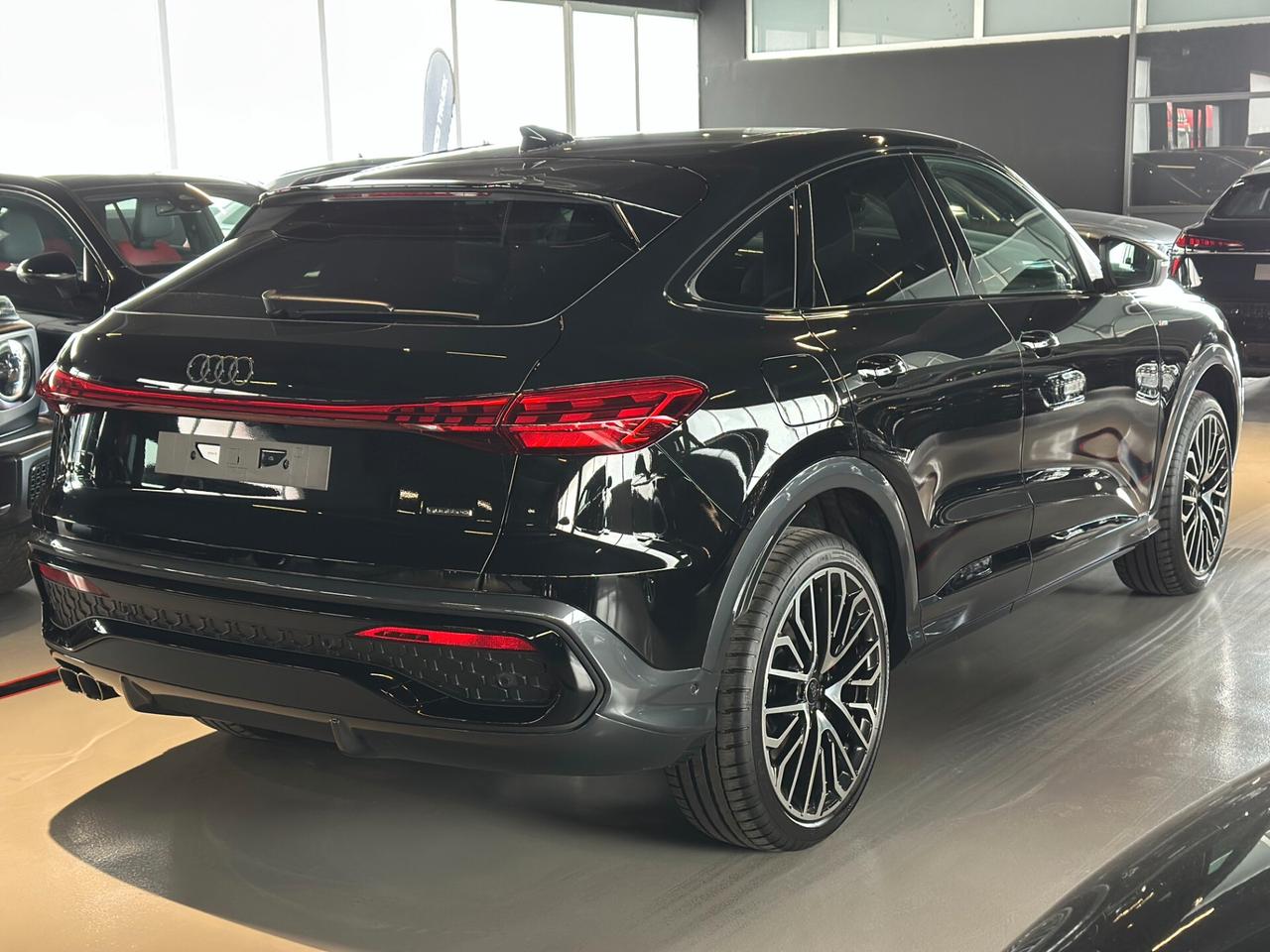 Audi Q5 SPB TDI 150 kW mHEV+ S tronic quattro line edition