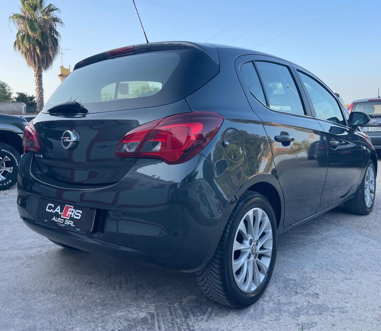 Opel Corsa Innovation 1.4 GPL 90cv