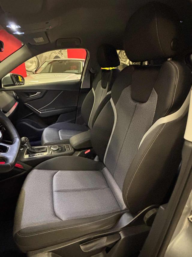 AUDI Q2 30 TDI S line Edition