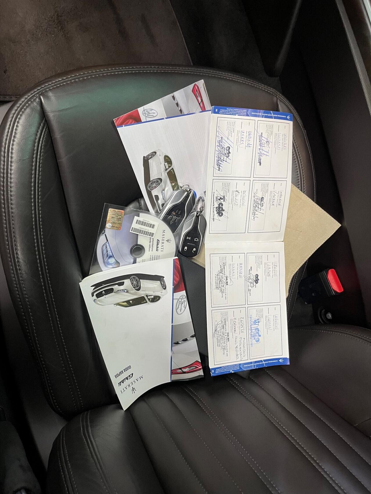 Maserati Ghibli 3.0d V6 250cv FULL SERVICE MASERATI