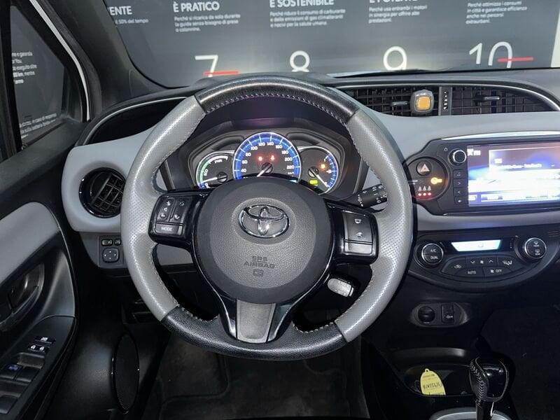 Toyota Yaris 1.5 Hybrid 5 porte Trend "Platinum Edition"