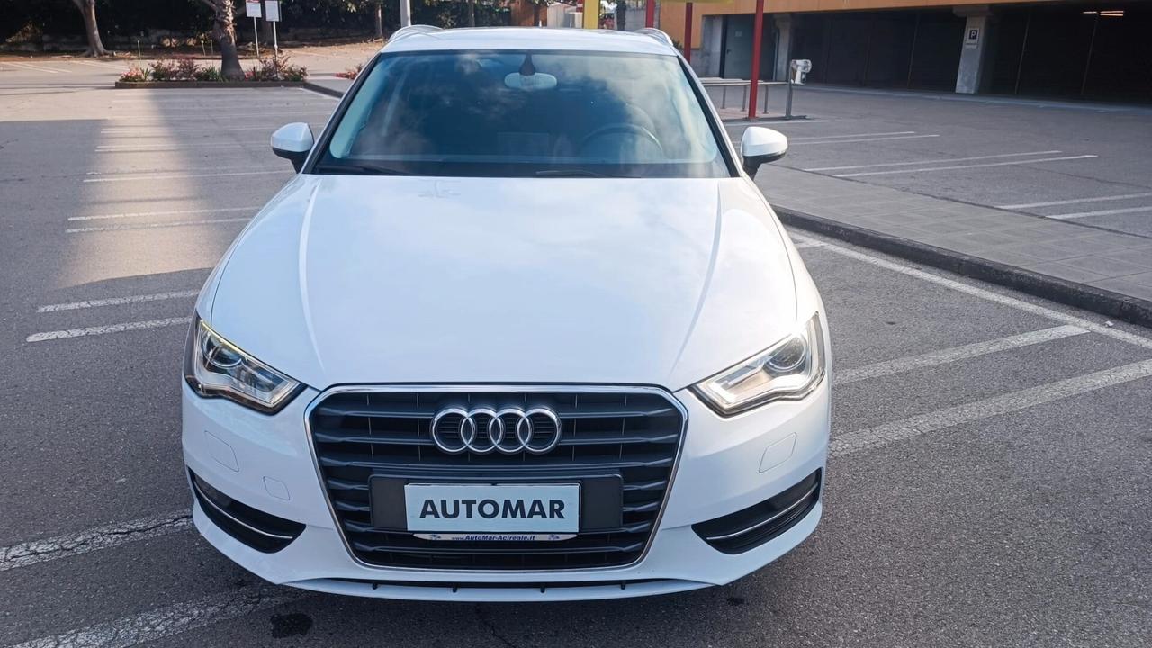 Audi A3 1.6 TDI clean diesel S tronic Attraction