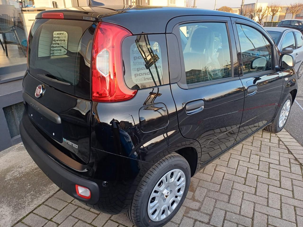 Fiat Panda Pandina 1.0 FireFly 65 CV Hybrid Icon