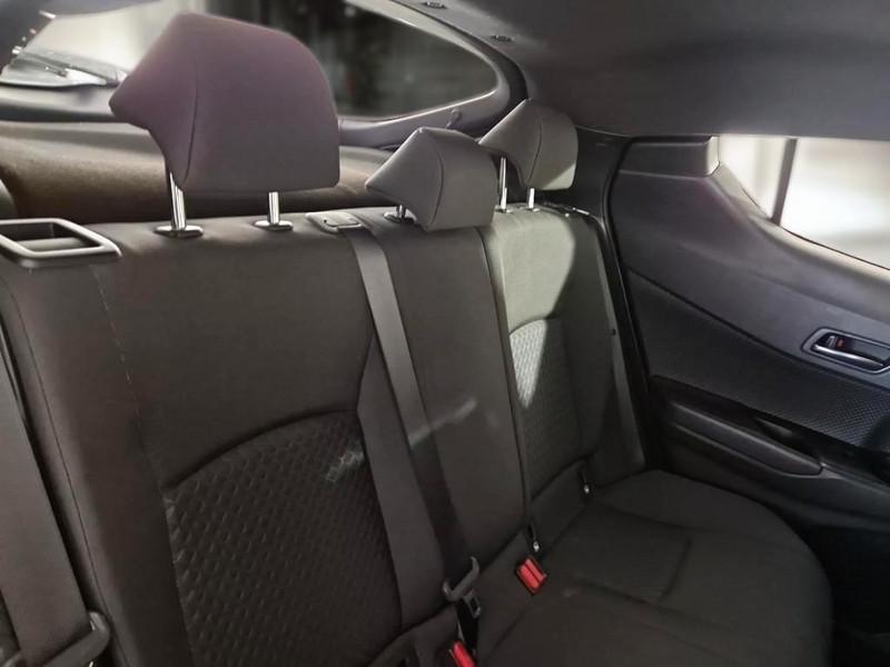 TOYOTA C-HR 1.8H 98CV E-CVT Business