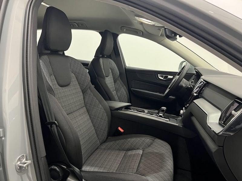Volvo XC60 XC60 B4 (d) AWD automatico Core