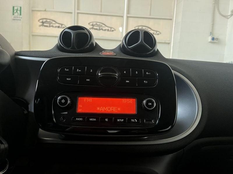 smart forfour Forfour 1.0 Passion 71cv twinamic my18 TUA DA 149,00 EURO AL MESE
