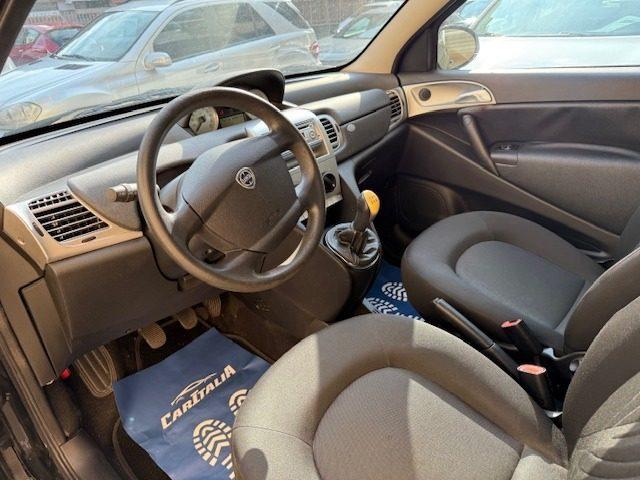 LANCIA Ypsilon 1.3 MJT 75 CV Unyca