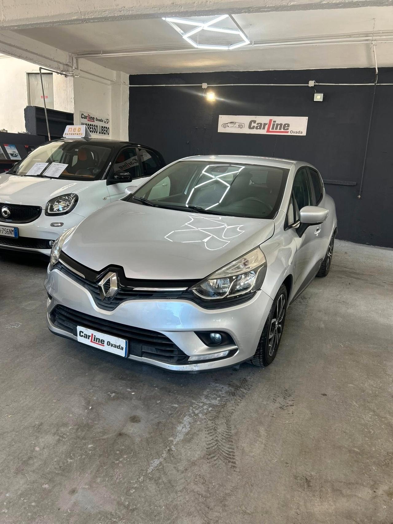 Renault Clio 1.2 75CV -2016 SOLO 92.000KM
