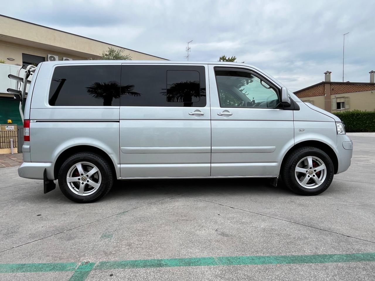 Volkswagen Multivan 2.5 TDI/130CV Highline