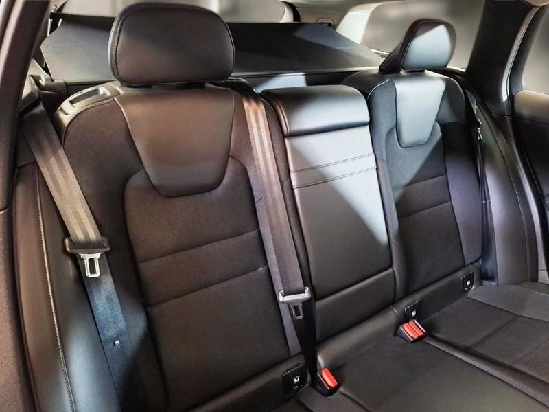 VOLVO V60 CROSS COUNTRY D4 AWD Geartronic Cross Country Business Pro WAGON