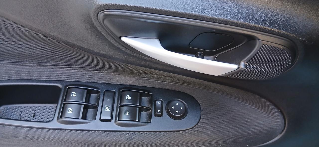 FIAT PUNTO 1.3 MJT II 75 CV 5 PORTE LOUNGE