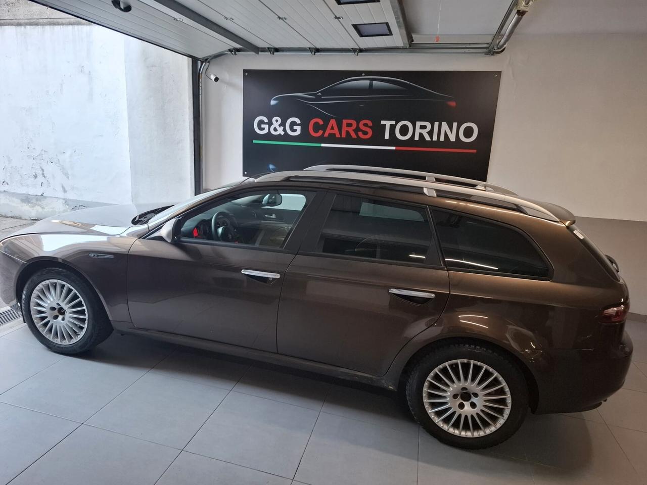 Alfa Romeo 159 1.9 JTDm Sportwagon Distinctive