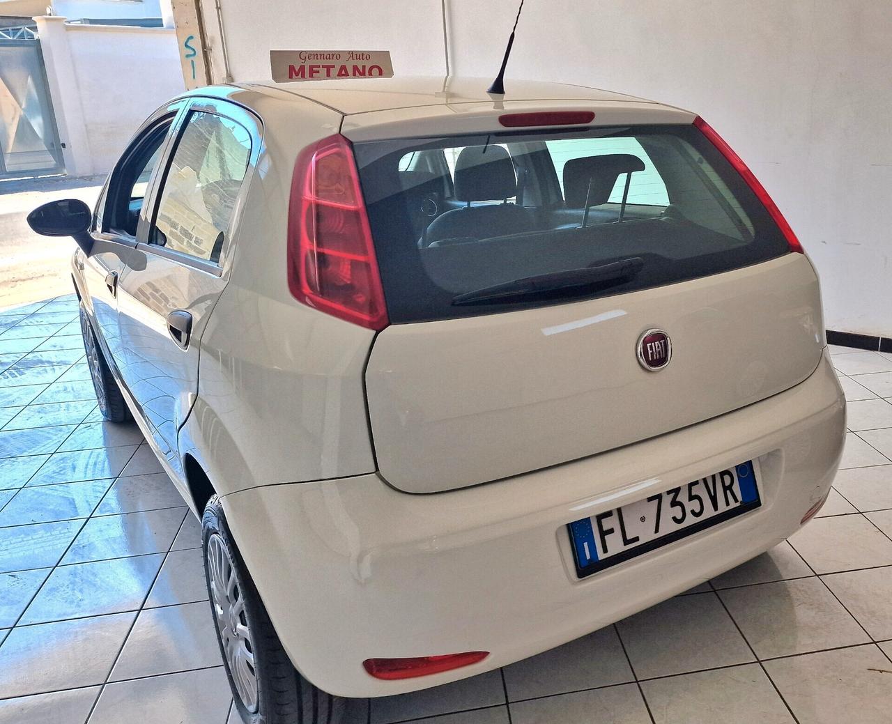 Fiat Punto 1.4 8V 5 porte Natural Power Street