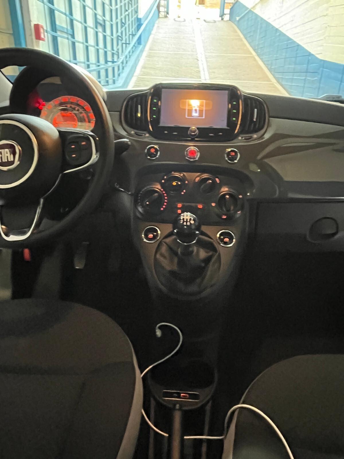 Fiat 500 1.0 Hybrid Dolcevita solo 50.000 km !!!!!!!!!!!!!