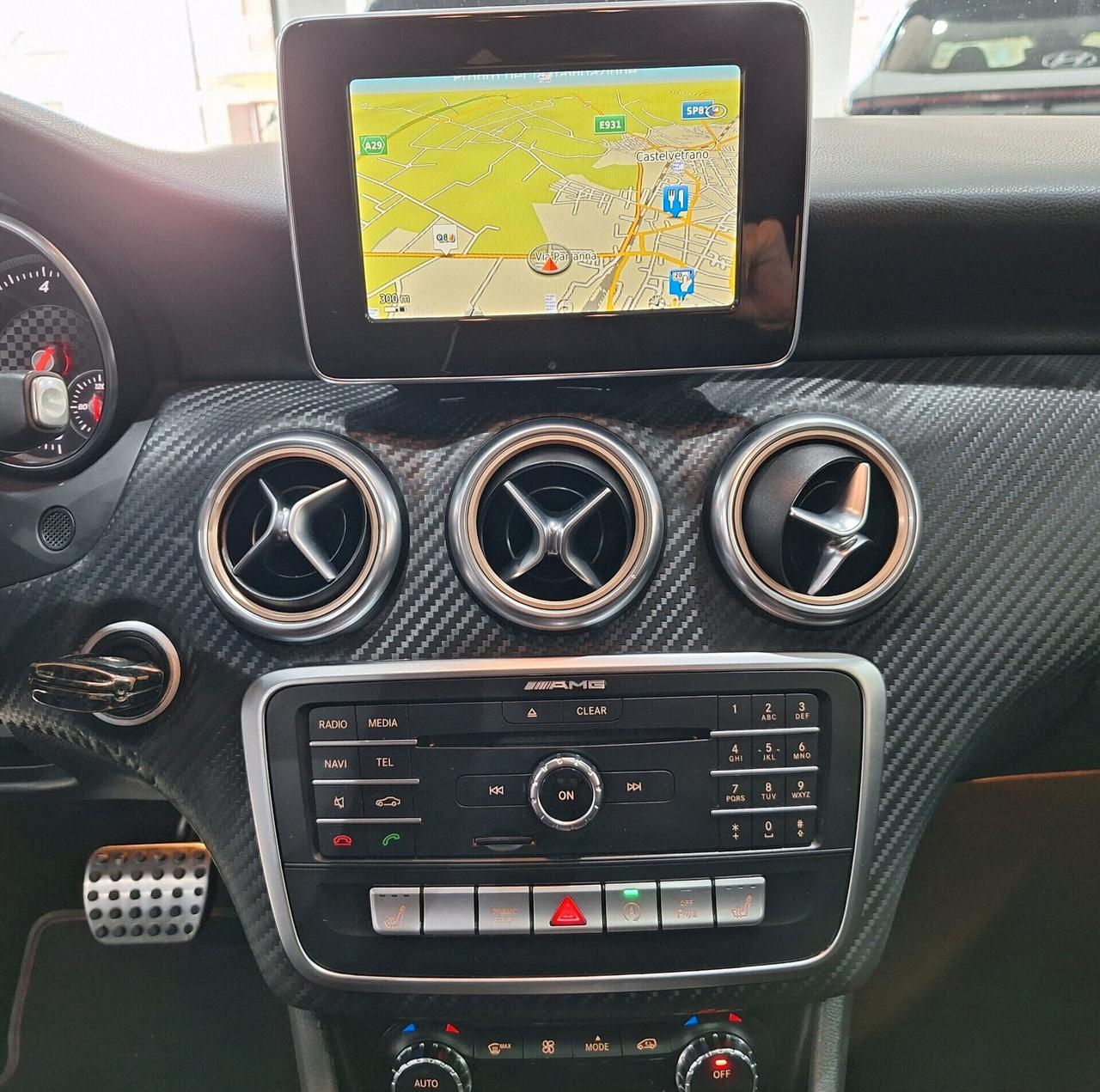 Mercedes A 200d AutPremiumPlus AMG Night Edition