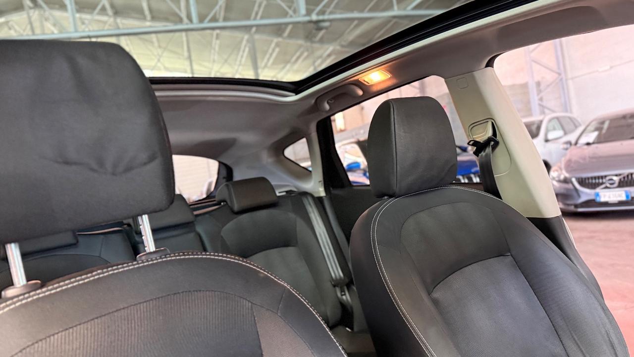Nissan Qashqai 1.5 dCi DPF Tekna