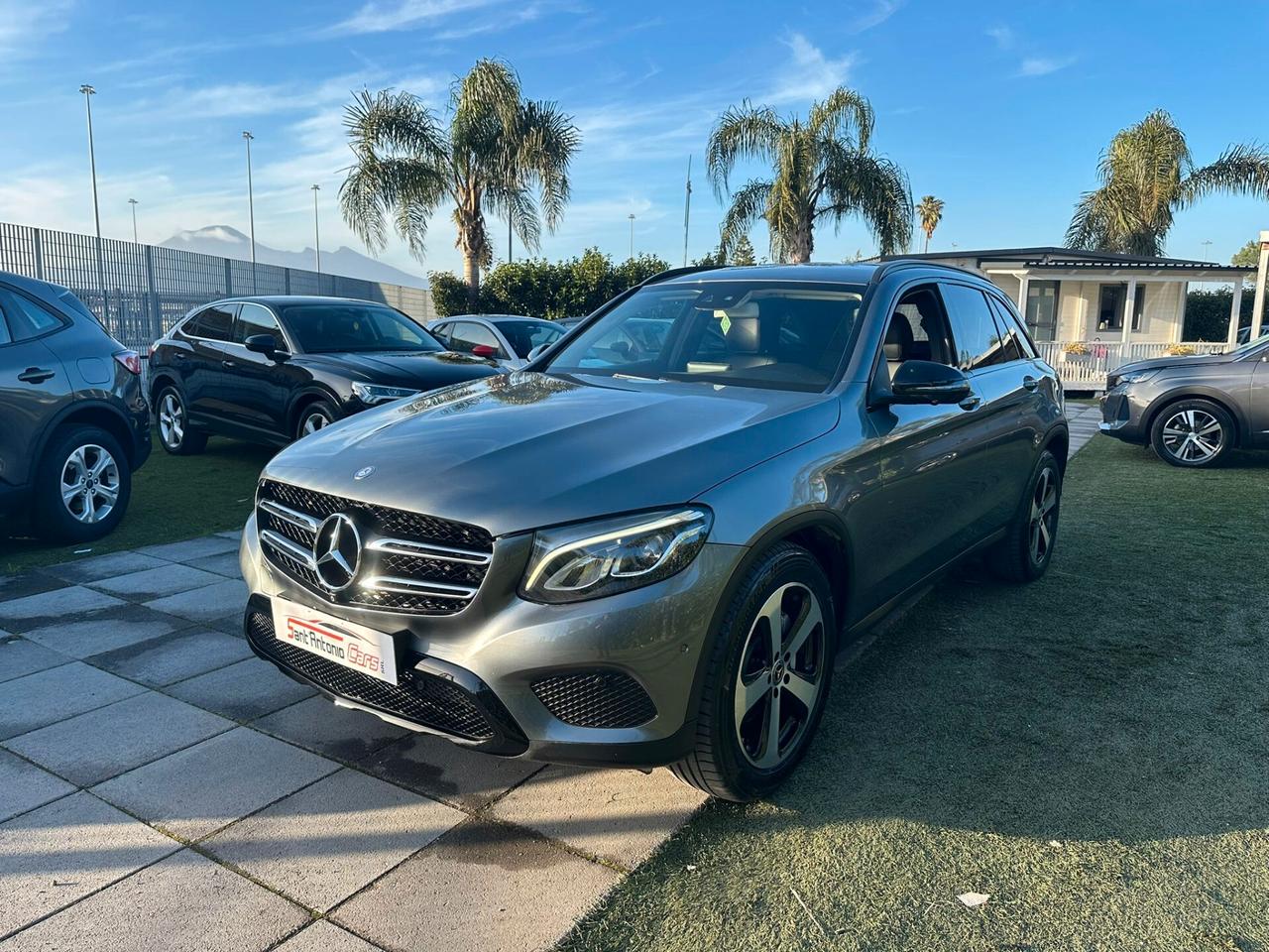 Mercedes GLC 220 170V d 4Matic Exclusive 2017 FULL
