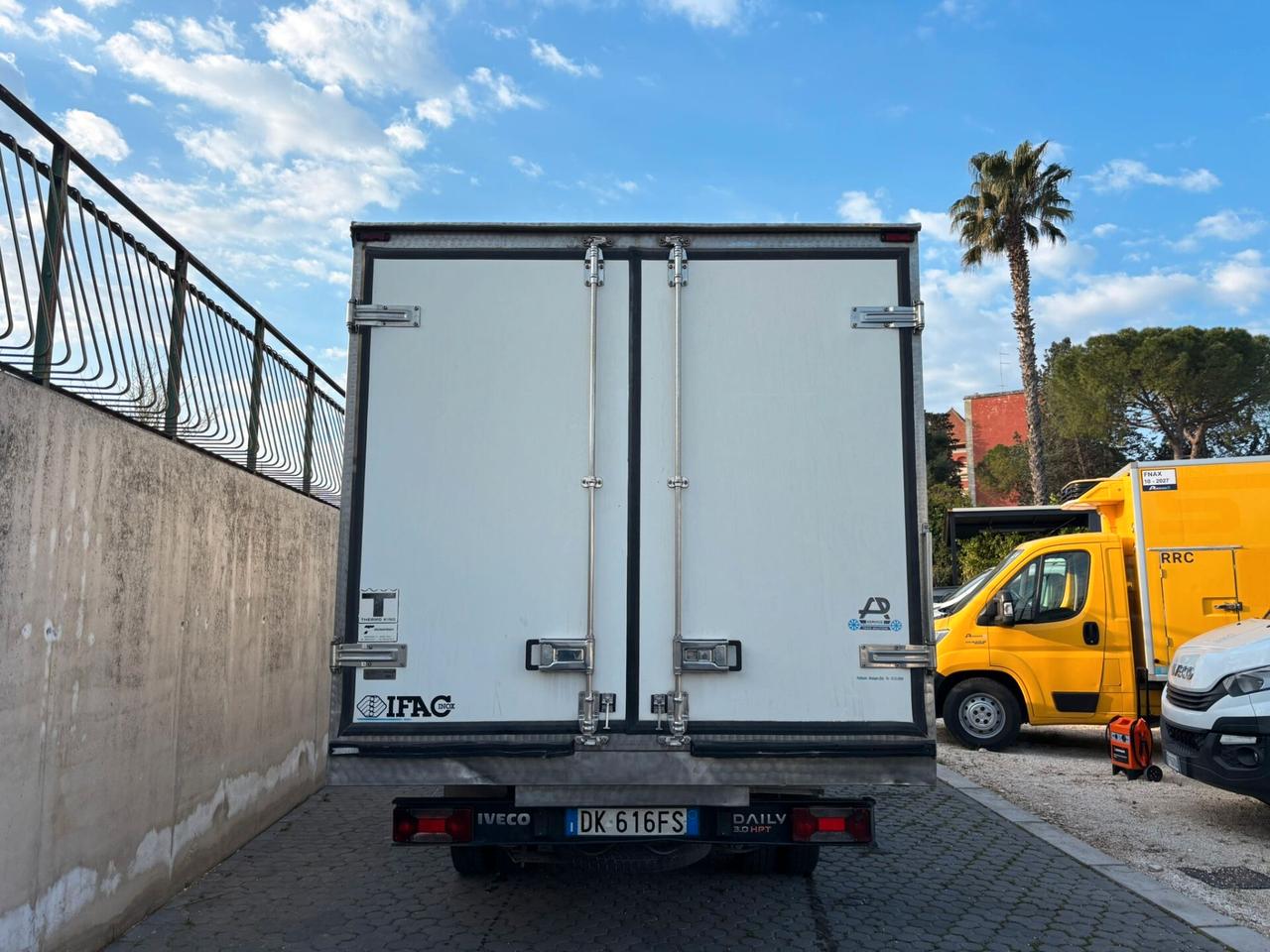 IVECO Daily 35C18 3.0 180CV – FRIGO THERMOKING V300 MAX – ATP 2029 – 8 PEDANE