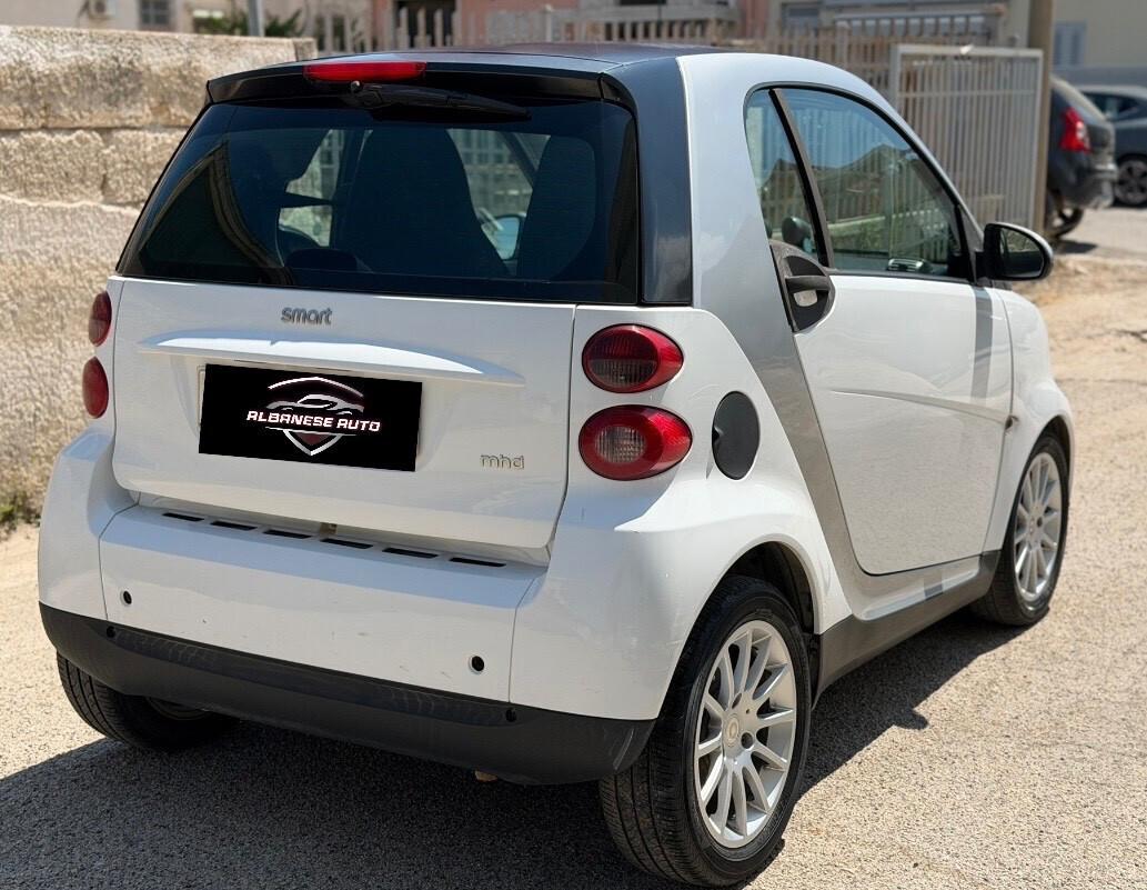 Smart ForTwo 1000 52 kW MHD coupé pure