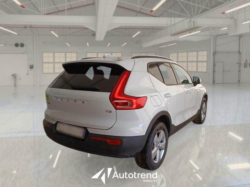 Volvo XC40 T2 129 CV Automatico Core N1 Autocarro