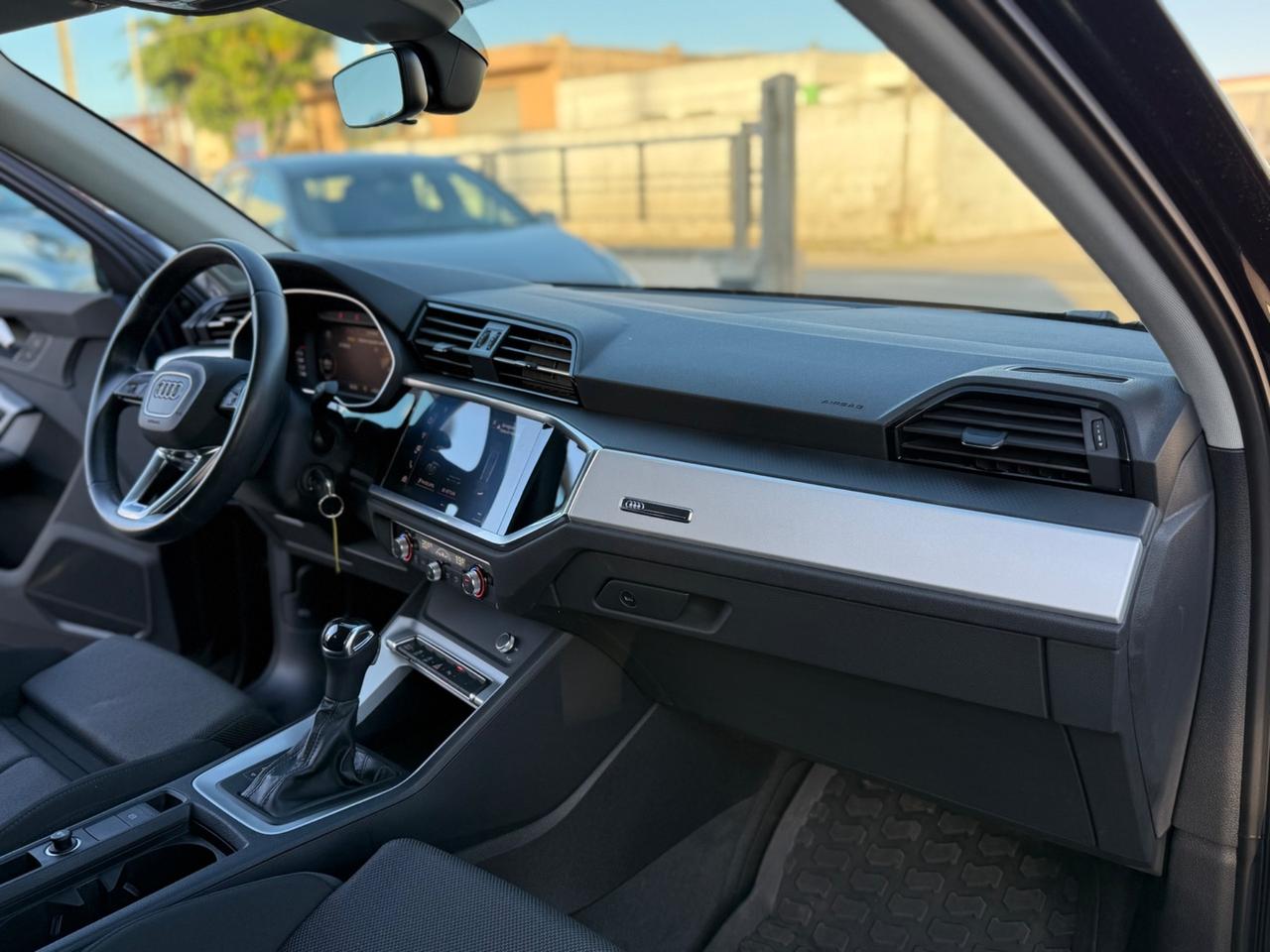 Audi Q3 35 TDI S tronic