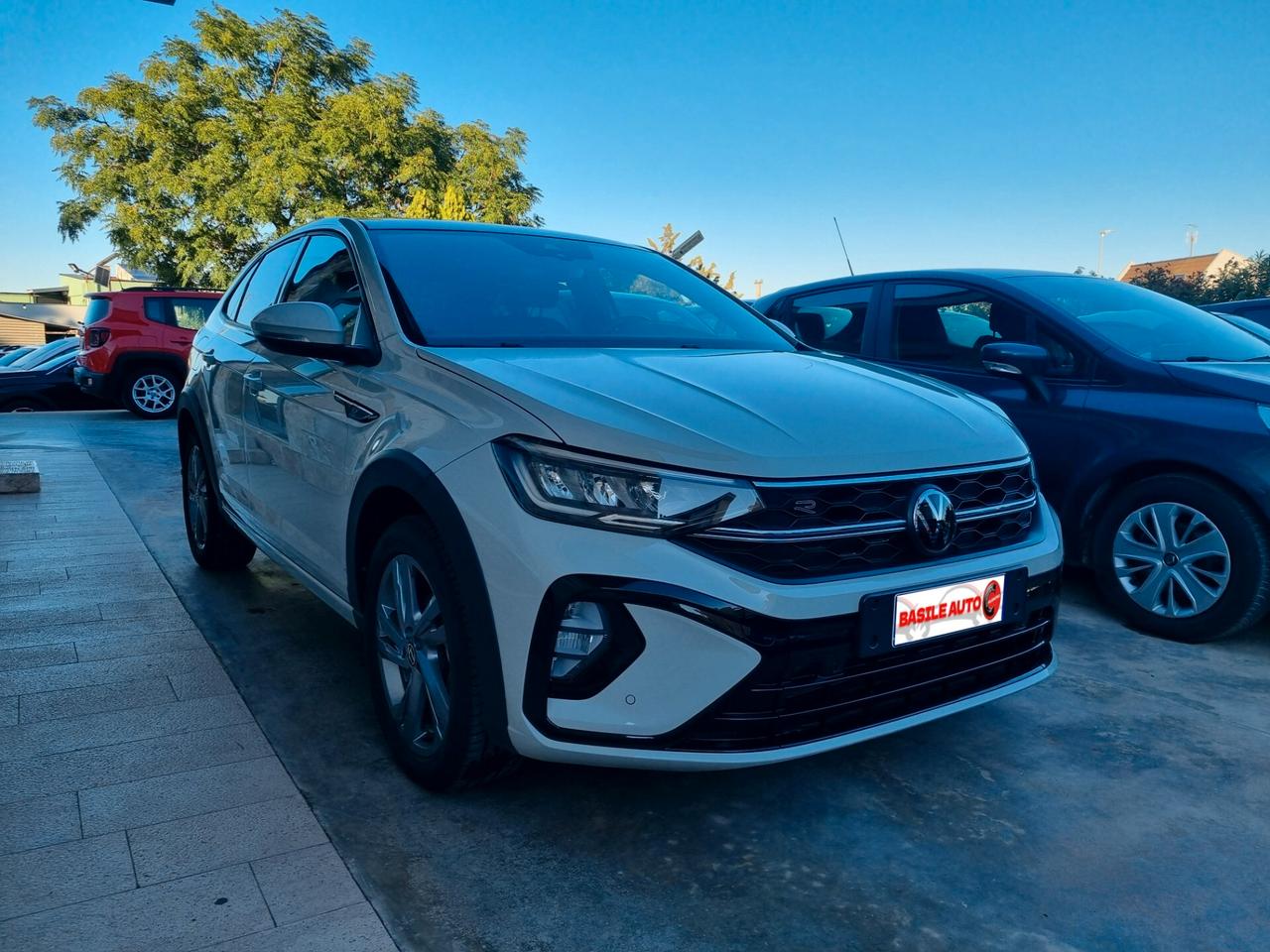 Volkswagen Taigo 1.0 TSI 110CV DSG R-Line