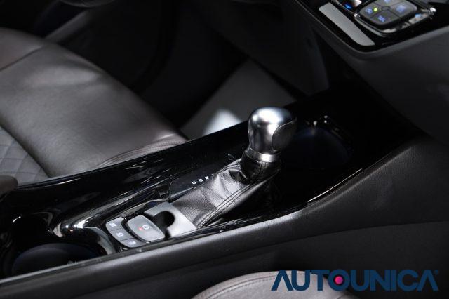 TOYOTA C-HR 1.8 HYBRID E-CVT LOUNGE NEOPATENTATI FARI LED