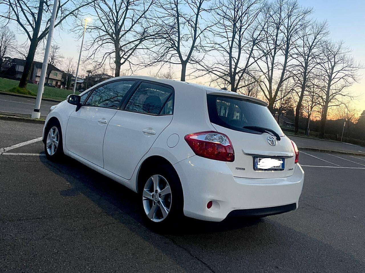 Toyota Auris 2.0 D-4D 5 porte Active
