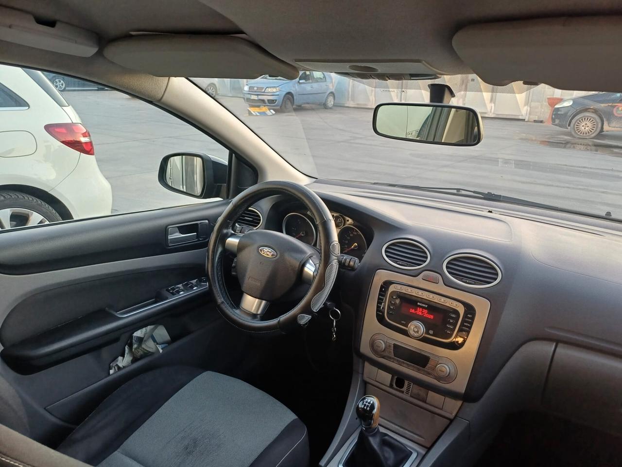 Ford C-Max 1.6 TDCi 90 CV Titanium