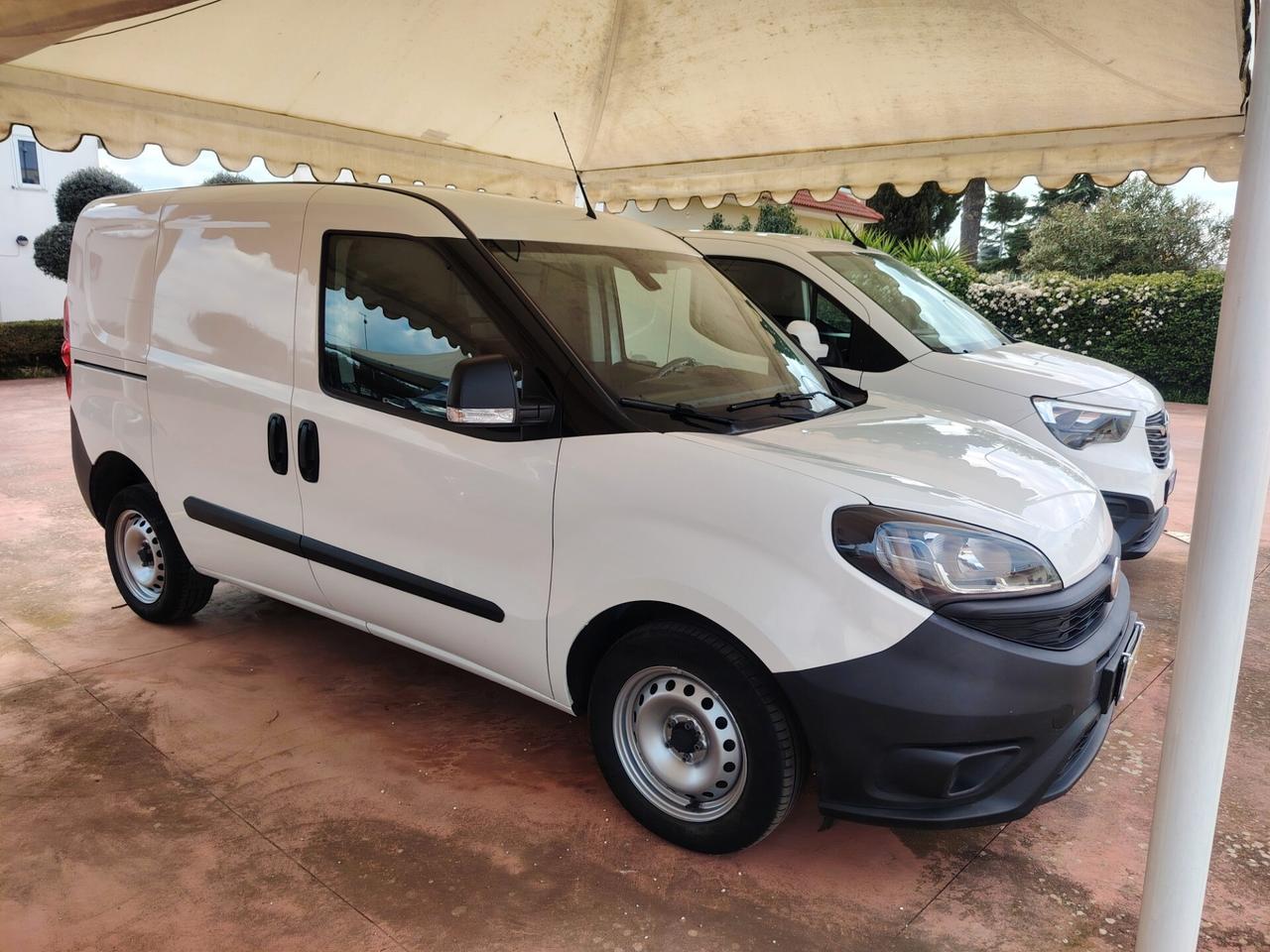 Fiat Doblò 1.6 MJT 105CV 3posti 2021 iva compresa