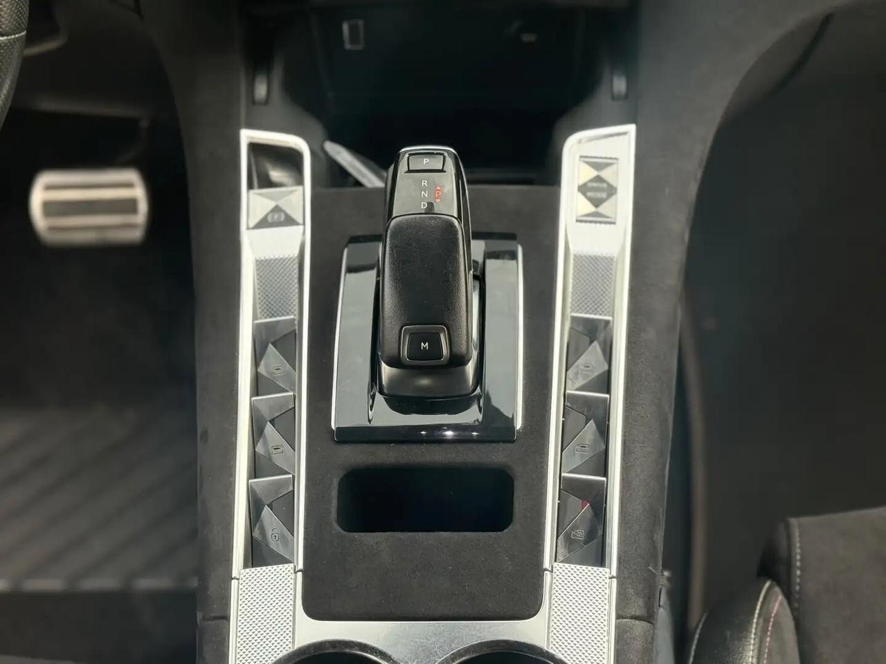 Ds 7 Crossback BlueHDi 130 aut. Performance Line