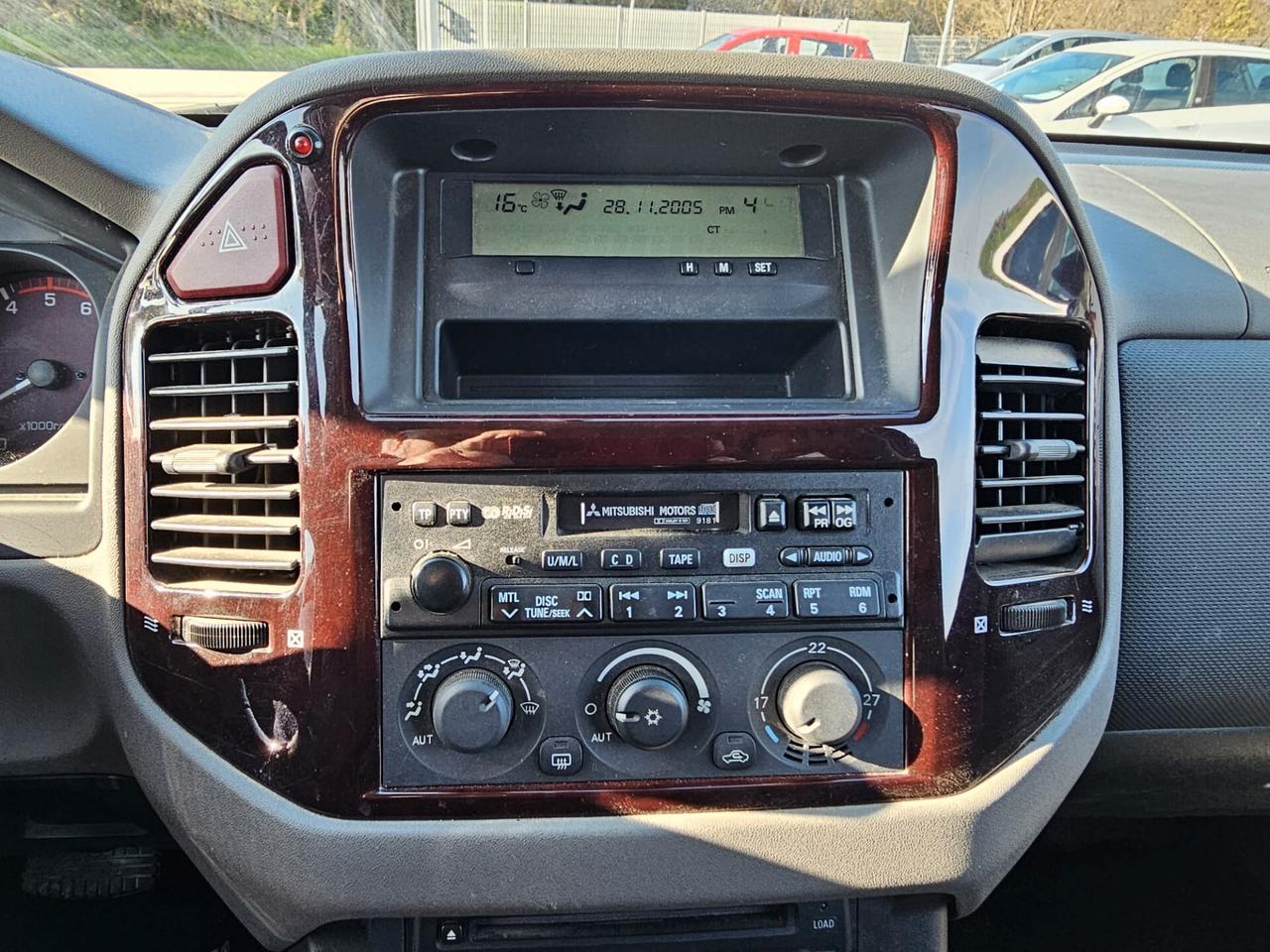 Mitsubishi Pajero 3.2 16V DI-D 3p. GLS1