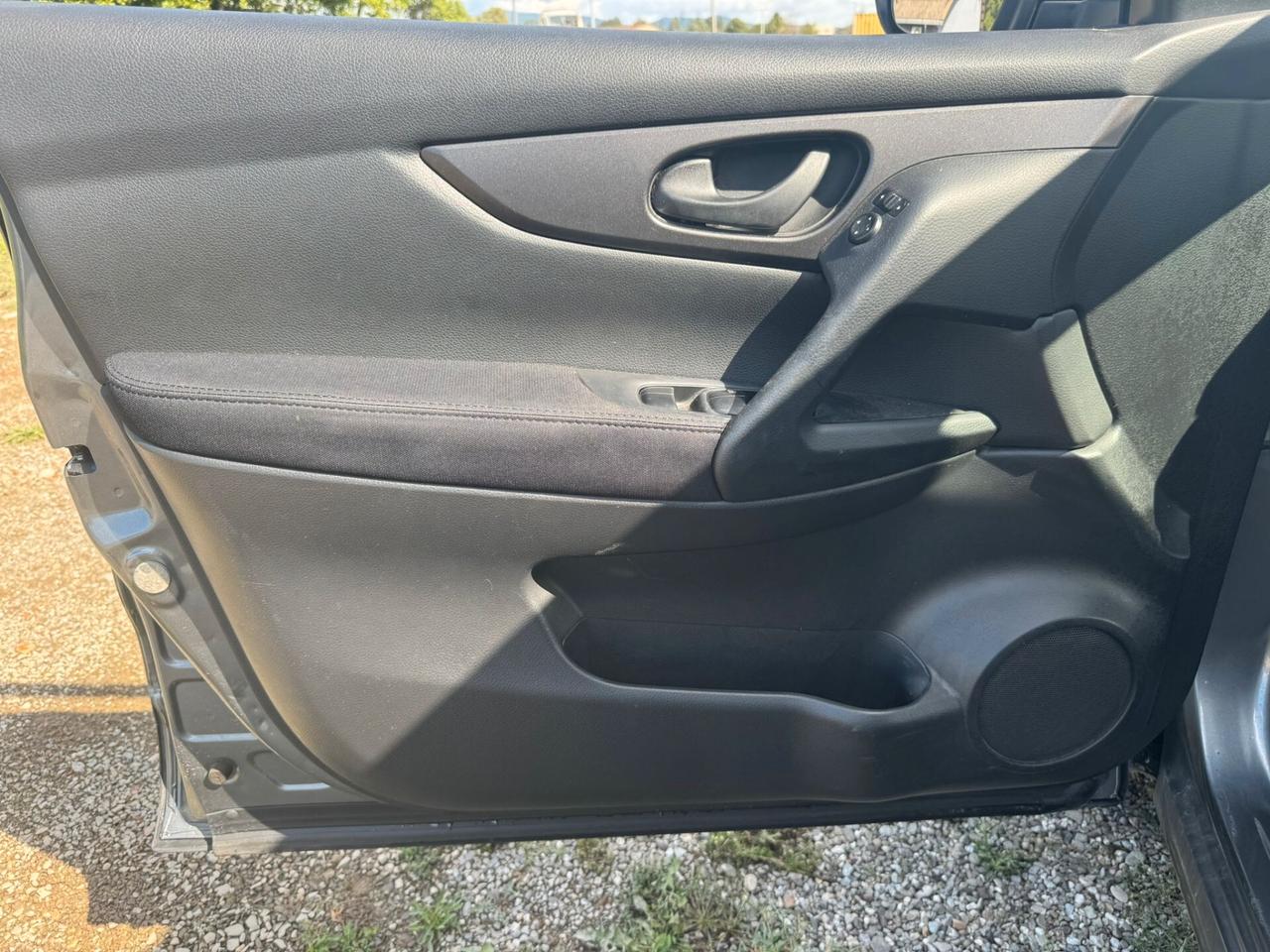 Nissan Qashqai 1.2 Benz 2014 SOLAMENTE 98.000 KM