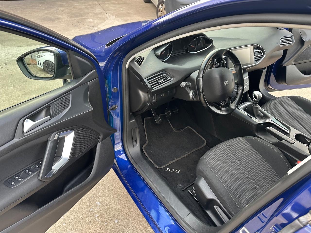 Peugeot 308 BlueHDi 130 S&S SW Allure