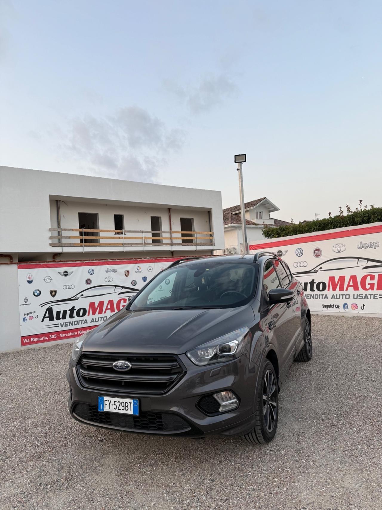 Ford Kuga 2.0 TDCI 150 CV S&S 4WD Powershift ST-Line