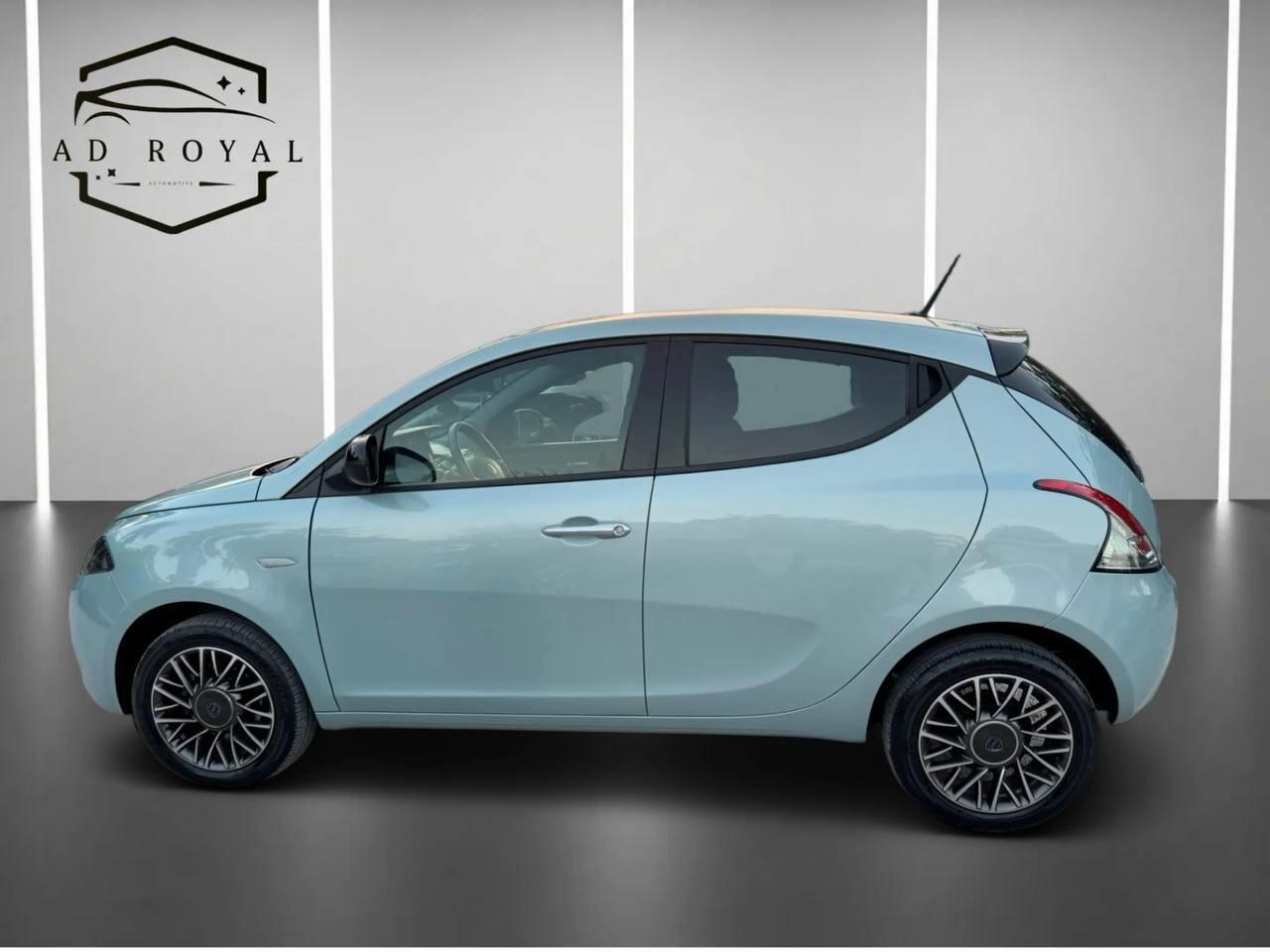 Lancia Ypsilon 1.0 FireFly 5 porte S&S Hybrid Alberta Ferretti 10/2023
