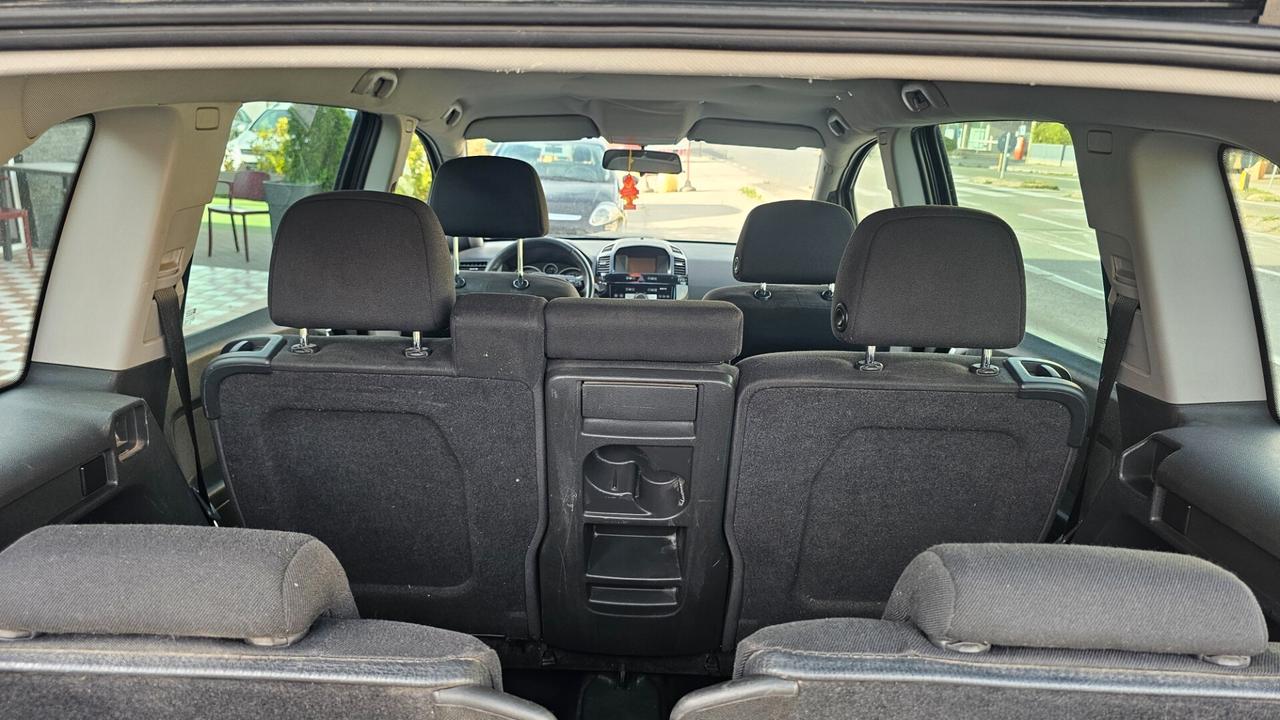 Opel Zafira 1.6 16V ecoM 150CV Turbo Cosmo (110 kw)