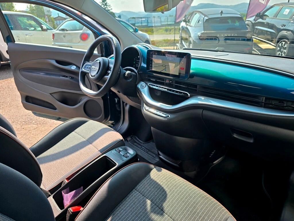 Fiat 500 500e BUSINNES OPEN EDITION 42 kWh