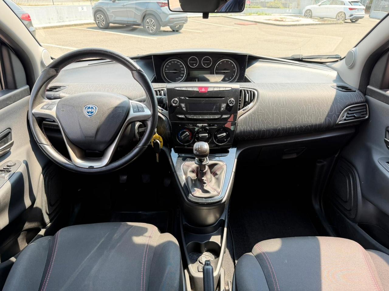 Lancia Ypsilon 0.9 TwinAir 85 CV 5 porte Benzina Metano Ecochic